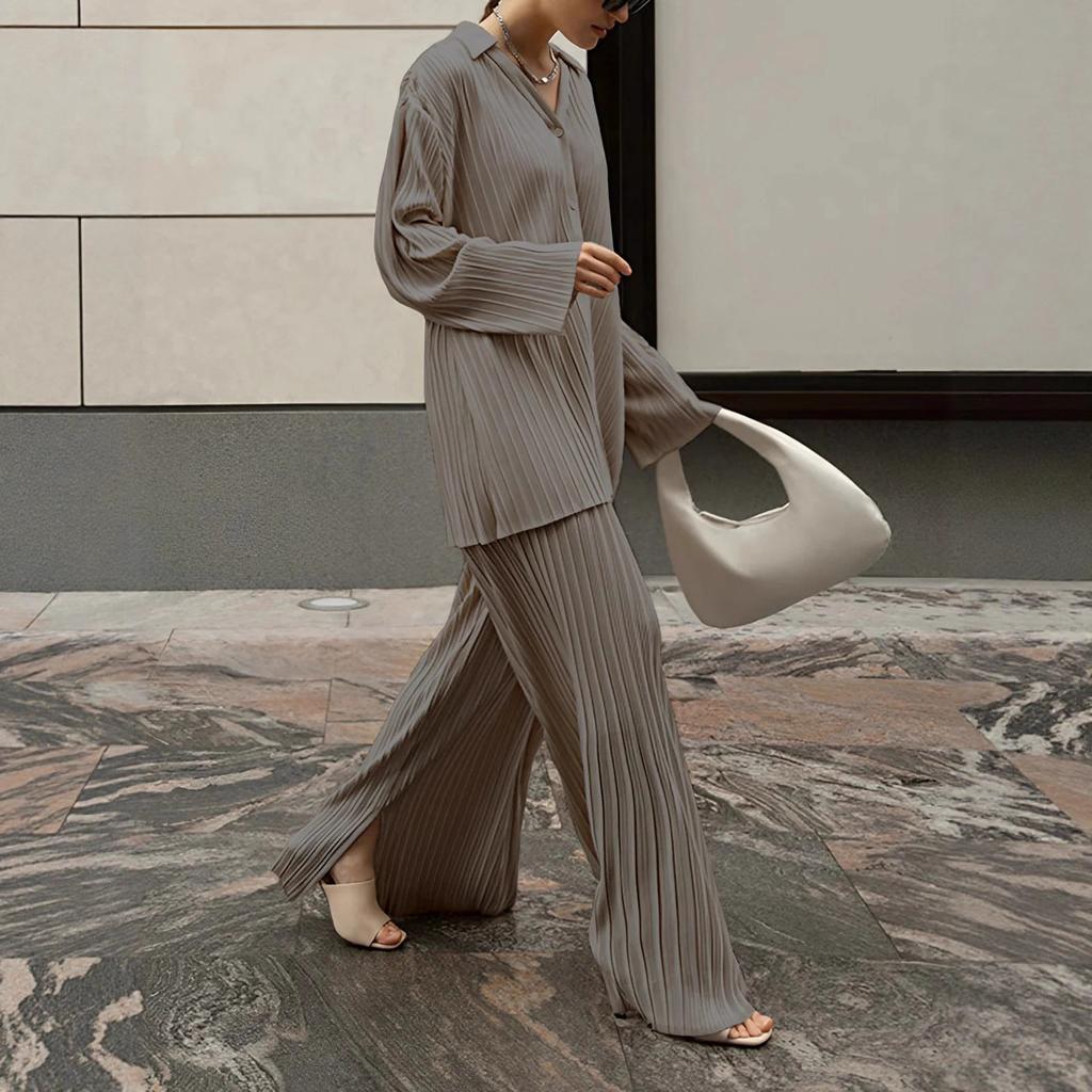 1116 women's clothing European and American style autumn new solid color straight leisure commuting two-piece set foreign style pleated set