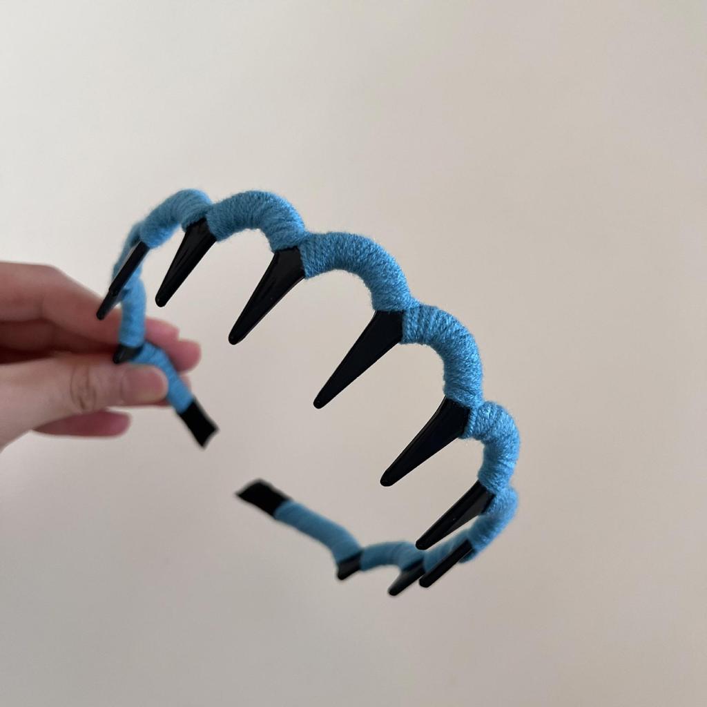 Women's Fluffy Wool Tooth Wave Headband: Autumn/Winter Non-Slip, High Skull Top, All-Match Temperament Hairpin.