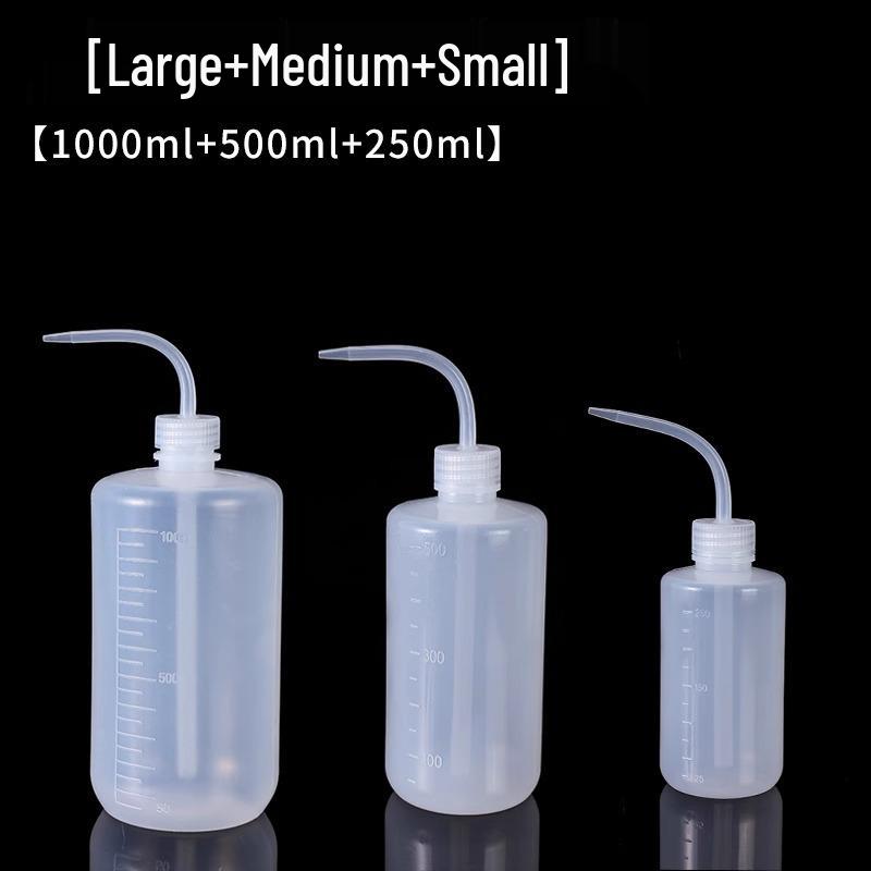 Gießkanne mit spitzer Tülle und Quetschsprüher für Zimmerpflanzen und Sukkulenten