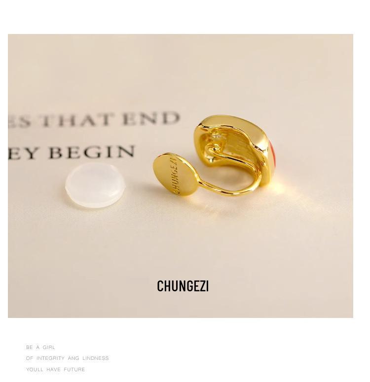 2023 Red Enamel Oil Painting Stud Earrings: New Retro Hong Kong Style Holiday Accessory