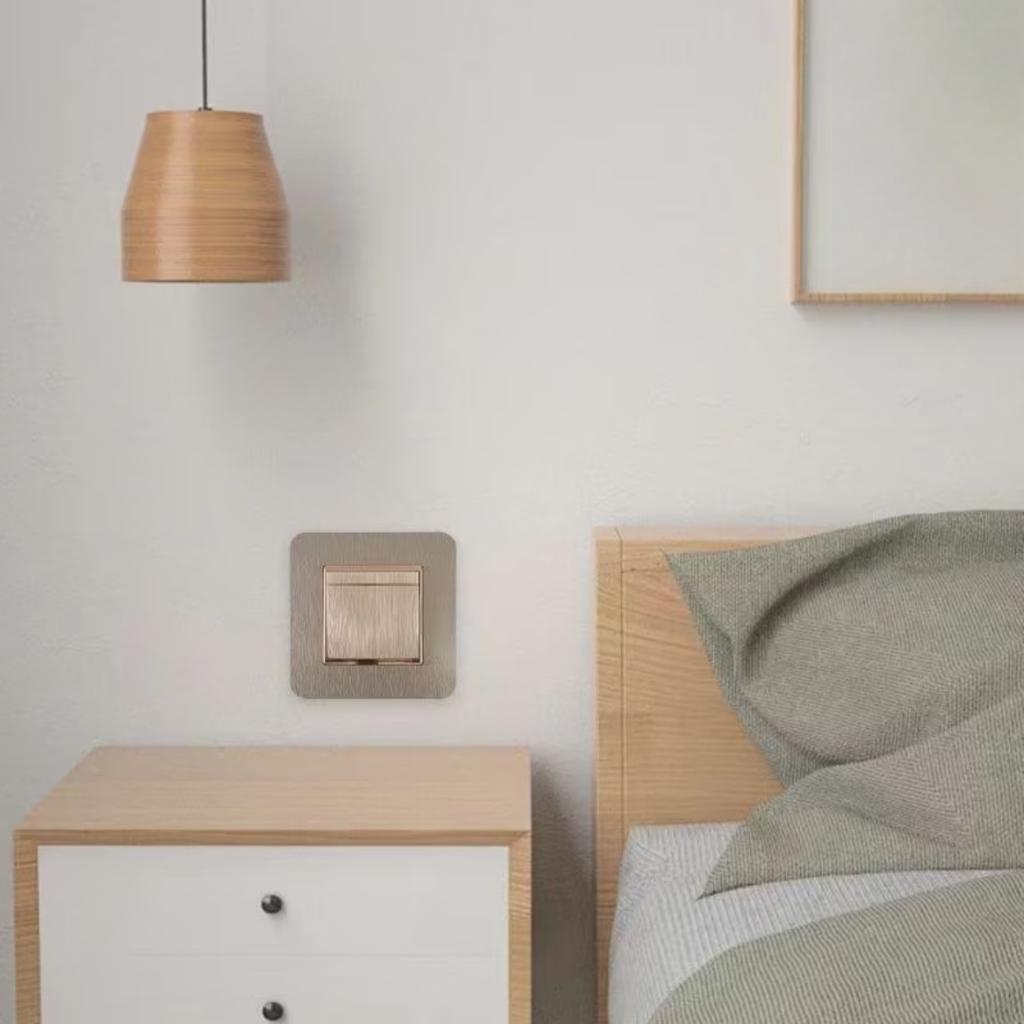 4pcs Modern Simple Anti-Dirty Buckle Type Non-Adhesive Dustproof Switch Protective Cover Outlet Wall Sticker Aluminum Socket Fra