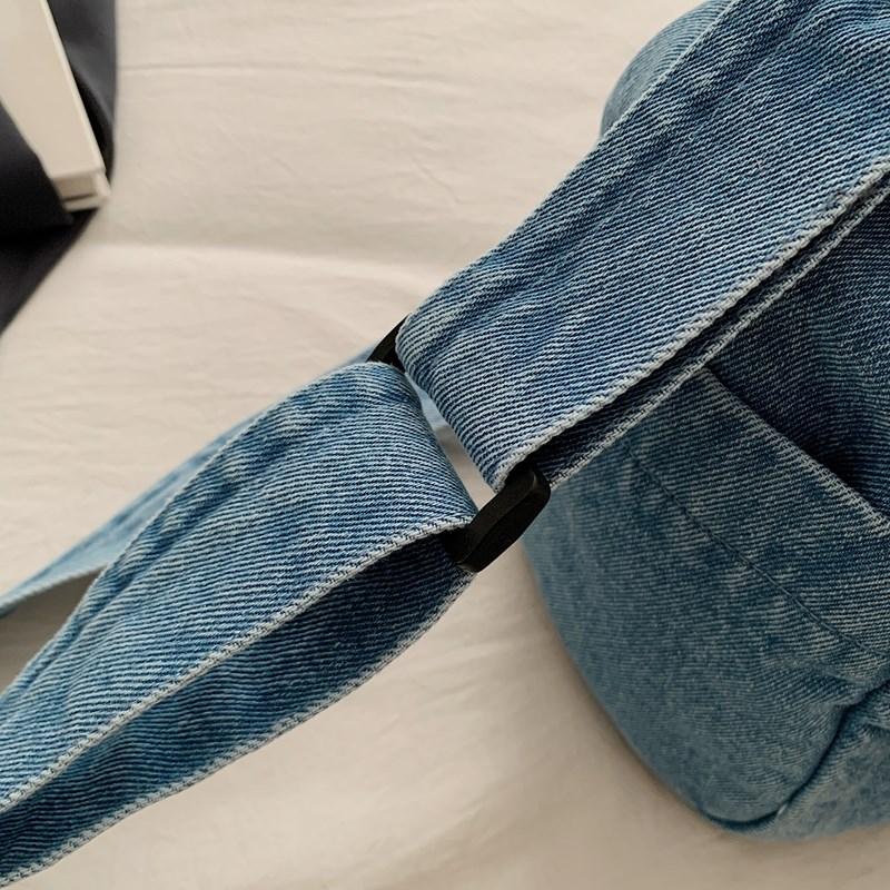 Vintage Shoulder Bag Lightweight Commuter Bag Cartoon Denim Women's Bag