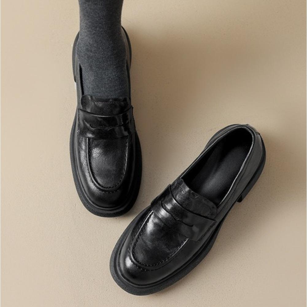 

Women s Loafers Spring and Autumn Retro Platform Shoes One-pedal Leather Shoe Women s New British Thick Heel Pumps Shoes Women 40 чорний