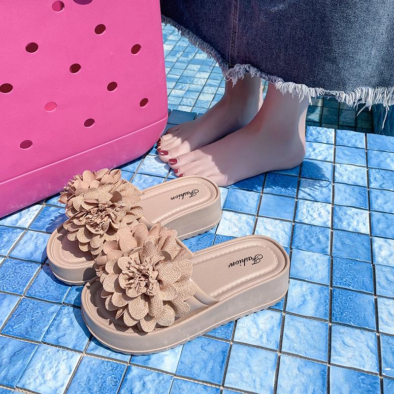 Fashion Shoes Female 2025 New Open Toe Women's Slippers Fashion Floral Summer Concise Comfortable Non-Slip Best Seller Platform Slippers