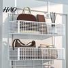 Étagère de rangement suspendue pour chambre à coucher Organisateur de porte avec crochets Construction robuste Conception de cintre en maille Facile à assembler Panier détachable à l'arrière