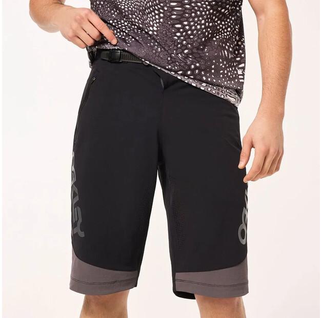Oakley Maven Scrub Shorts