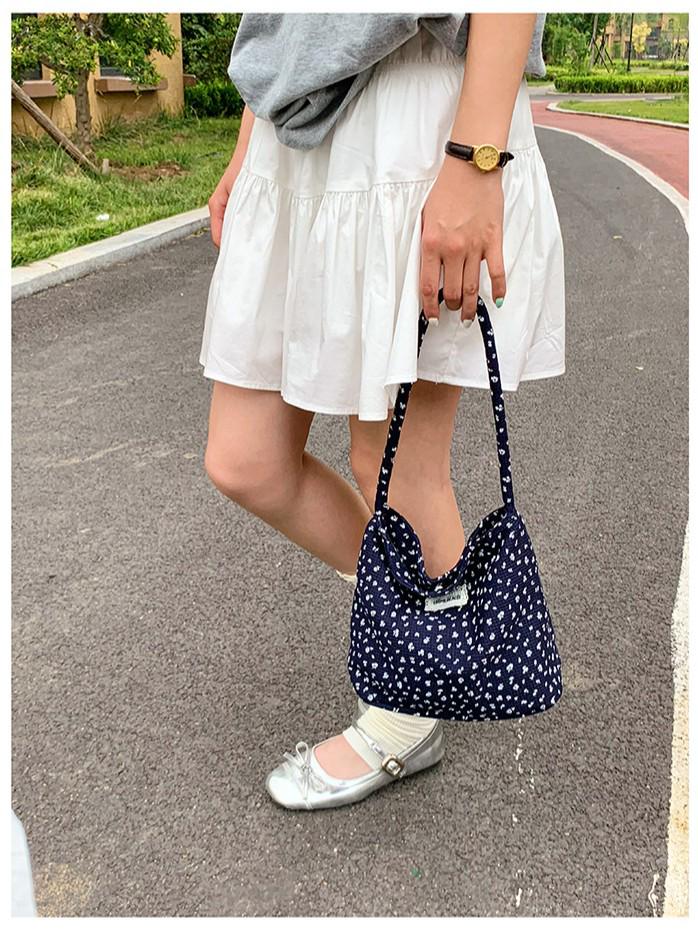Korean INS-Style Canvas Shoulder Bag: Artistic Handbag for Women