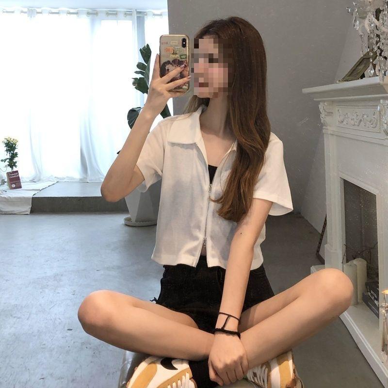Women's Turn Down Collar Short Sleeve Blouse Loose Fit Cropped Zip Front Solid Color Korean Casual Summer Crop Shirt Top