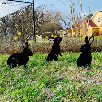 Handmade Wrought Iron Rabbit Statue for Garden Home Decor