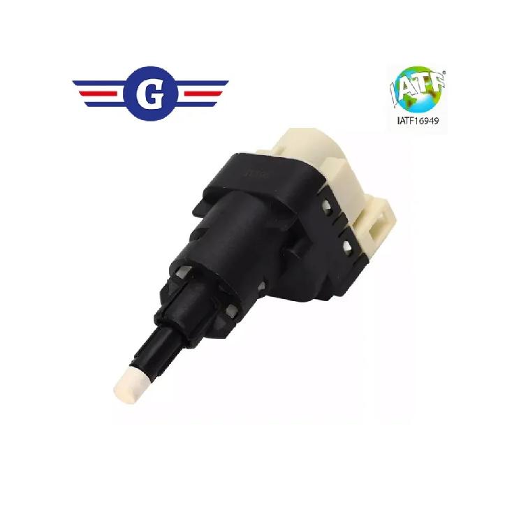7L6945511 Brake light switch for A3 8P1 8PA A4 8E2 B6 8EC B7 8D5 B5 8E5 B6 8ED B7 8H7 8HE B6 B7 8HE 1.6L 4.2L 1K29455111
