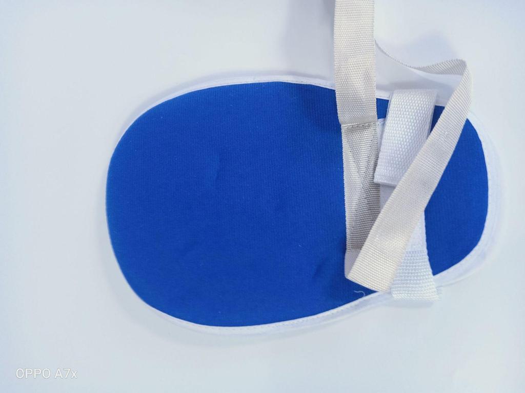 Elderly Anti-Scratch Restraint Gloves with Zipper for Safe Wrist Fixation