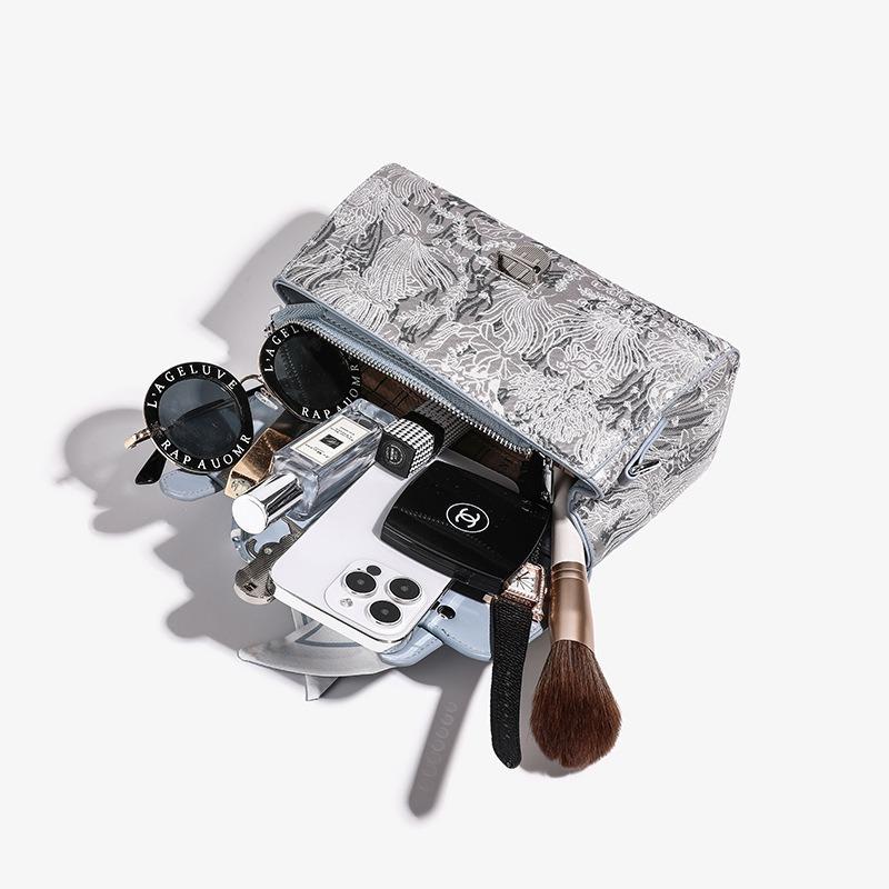 Pillow Bag Women's New Fashion Summer Small Bag High-end Handbag Shoulder Messenger Bag