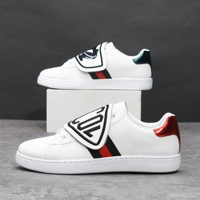 Scarpe da ginnastica casual bianche traspiranti per la primavera, scarpe a suola bassa stile college, scarpe sportive impermeabili di tendenza
