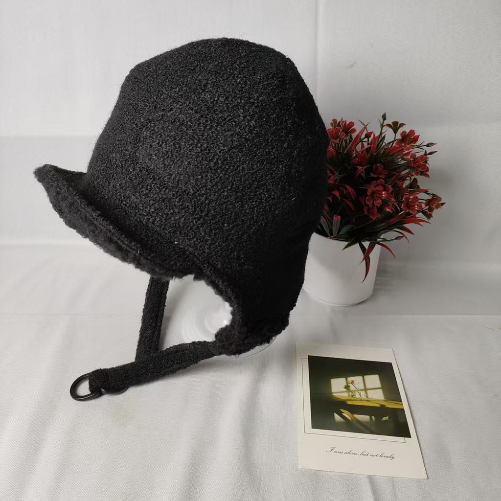 Imitation lamb wool flying hat, ear protection hat, children's autumn and winter new velvet solid color hat, men's warm Lei Feng hat