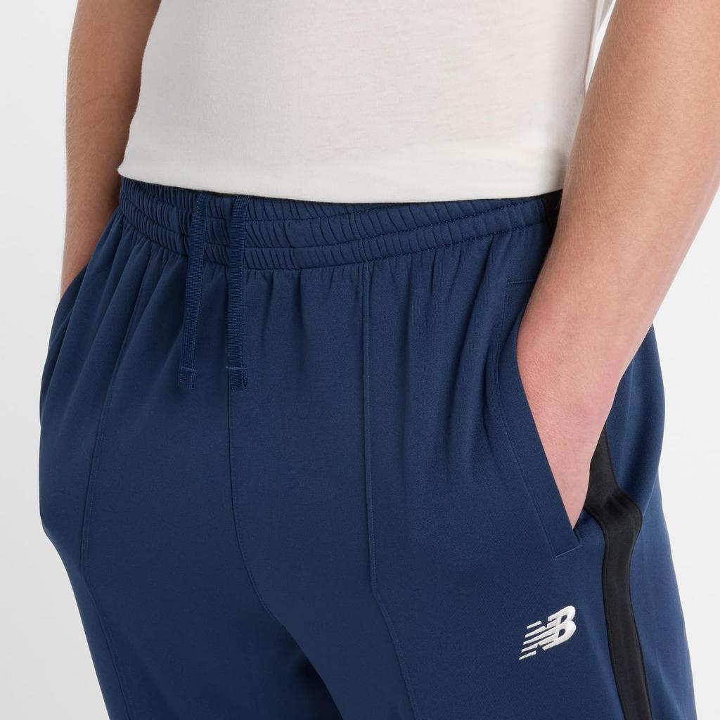 Model nosí Otani Pletené tepláky Jersey Tréninkové Běžecké Voděodolné Rychleschnoucí Tréninkové Oblečení NNY [New Balance] Pánské (Rovný) (AMP51203)