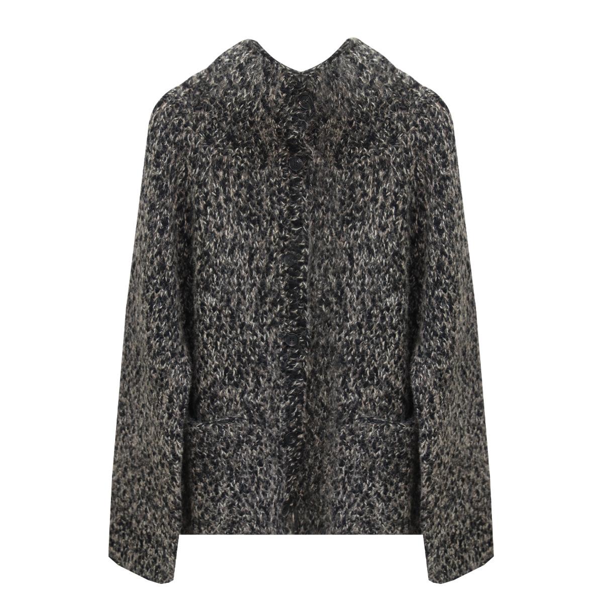 

Premium Heavyweight Wool Cardigan – Thick Knit Lapel Sweater with Handmade Crocheted Edges for Autumn Winter S