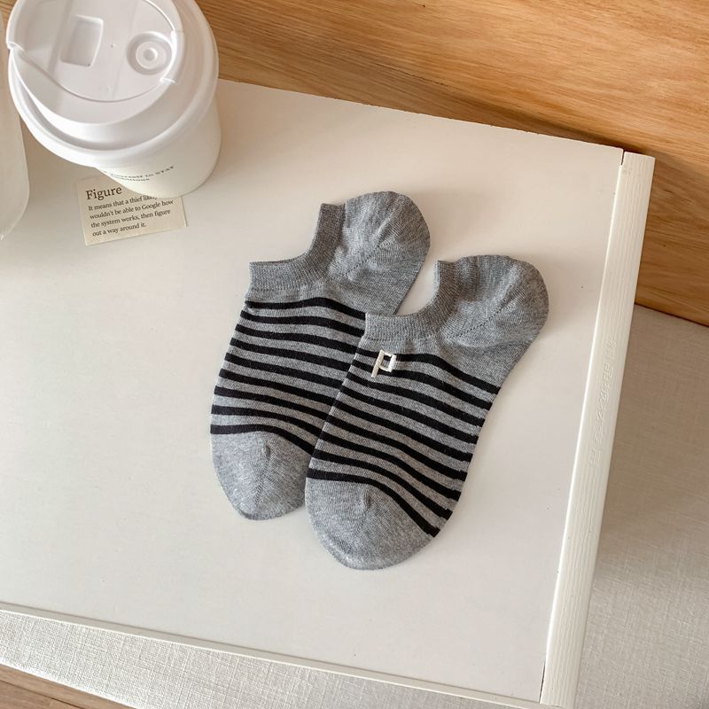 

Socks Ingots Striped Embroidery Combed Cotton Short Black And White Boat Socks For Women Breathable One size світло-сірого кольору