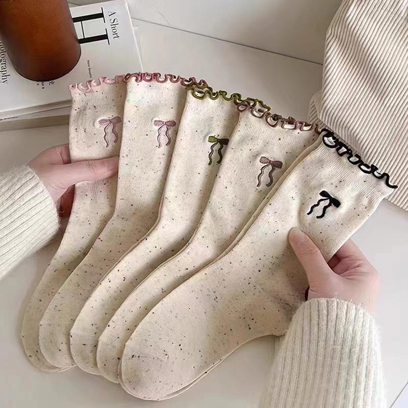 5 Pairs Women's Autumn And Winter New Style Simple And Trendy Dot Fungus Edge Mid Tube Socks With Lace Bow Women's Long Socks