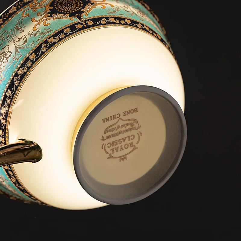 Ensemble Tasse à Café et Soucoupe TLXT en Porcelaine d'Os à Bord Doré