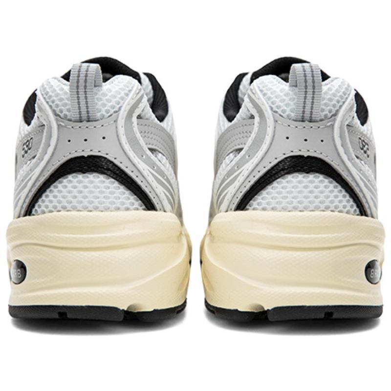 New Balance 530 Silberne Creme-Sneaker MR530TA