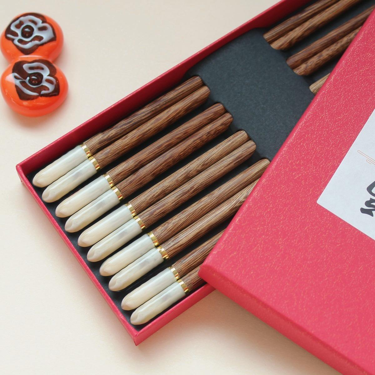 Elegant Imitation Jade & Red Sandalwood Chopsticks - Set of 2 5 Pairs