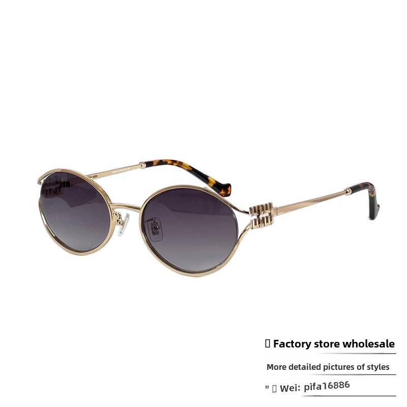 Retro Oval Sunglasses UV400 - Trendy European & American Fashion for Men & Women