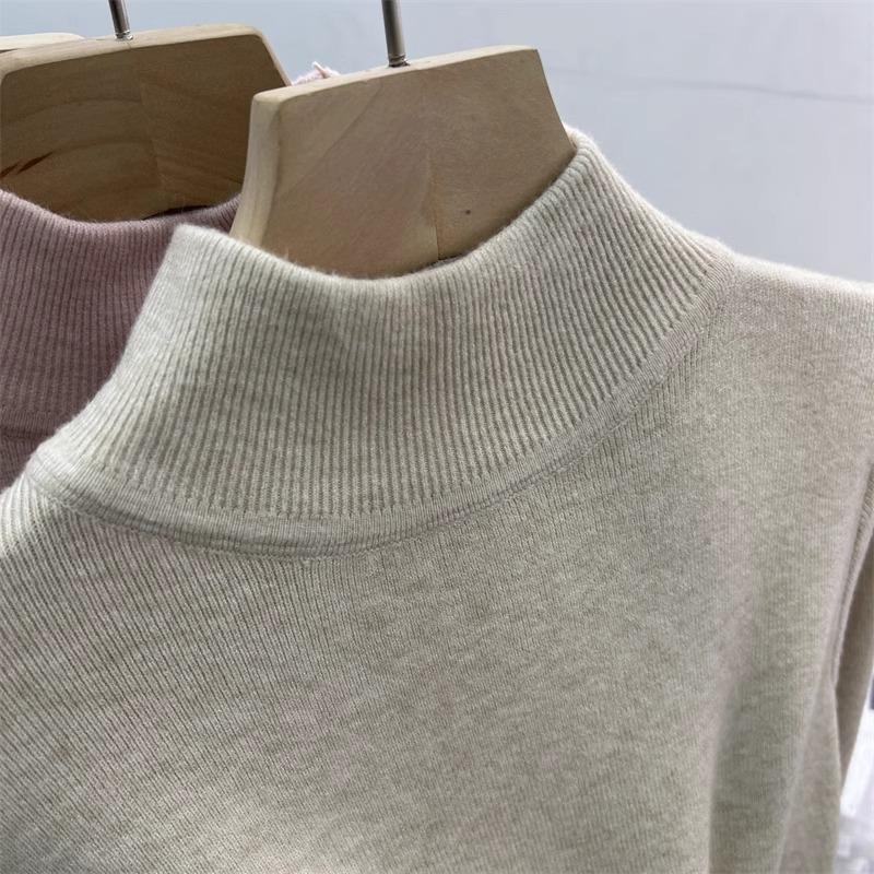 Šik červený angorový pletený svetr: Dámský top slim fit s polovyvýšeným krkem na podzim/zimu