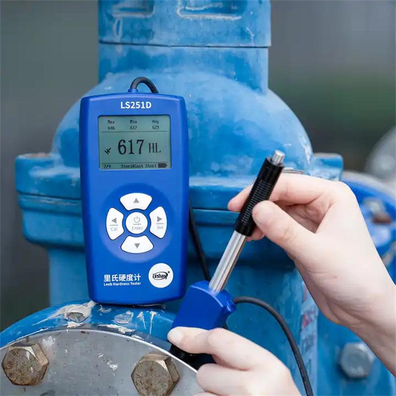 Linshang LS251D Portable Leeb Hardness Tester for Metal Heat Treatment Split Segment Code Screen Portable Hardness Tester