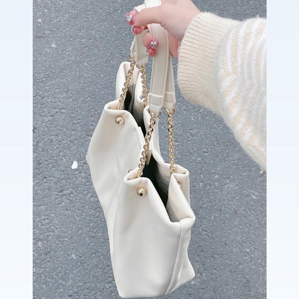 Large Capacity Commuter Chain Fashionable Versatile Handheld Women'S Bag Summer Texture Shoulder Underarm Tote Bag