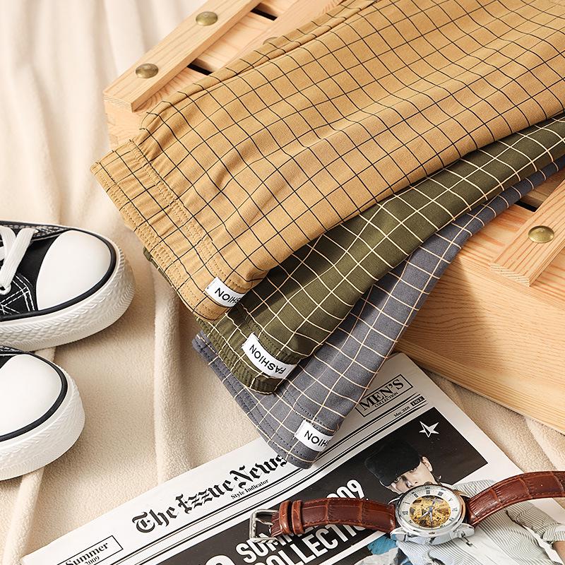 Boxer pentru bărbați în carouri din bumbac pur: Lenjerie confortabilă, lejeră și respirabilă