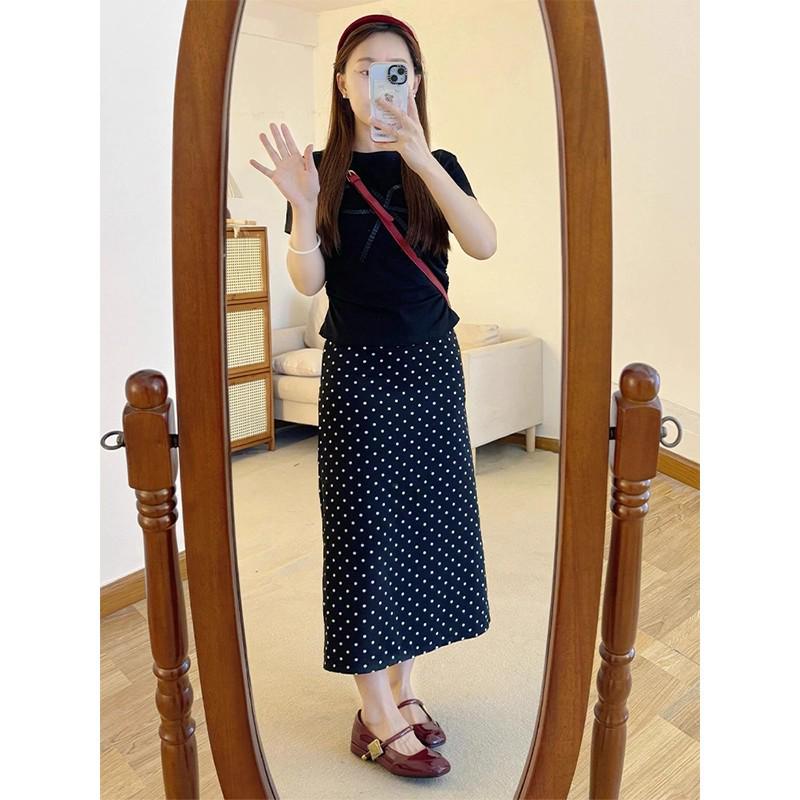 Plus Size Black Polka Dot A-Line Skirt for Pear-Shaped Women - Slimming Autumn Mid-Length Style