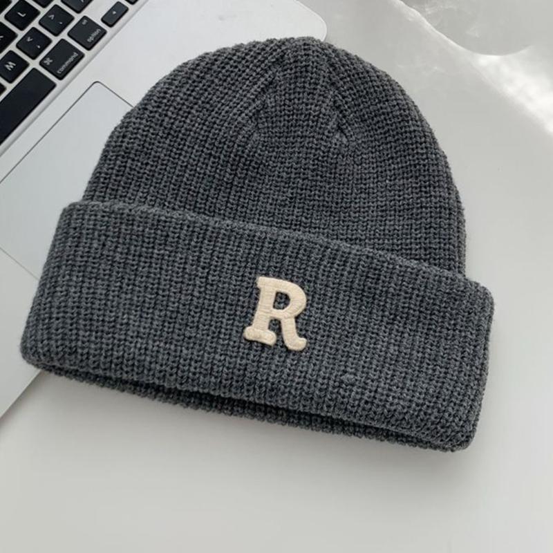 Popular Letter Beanie Hat for Female Y2K Girl Winter Autumn Thick Crochet Hat Soft Breathable Women Casual Skull Cap