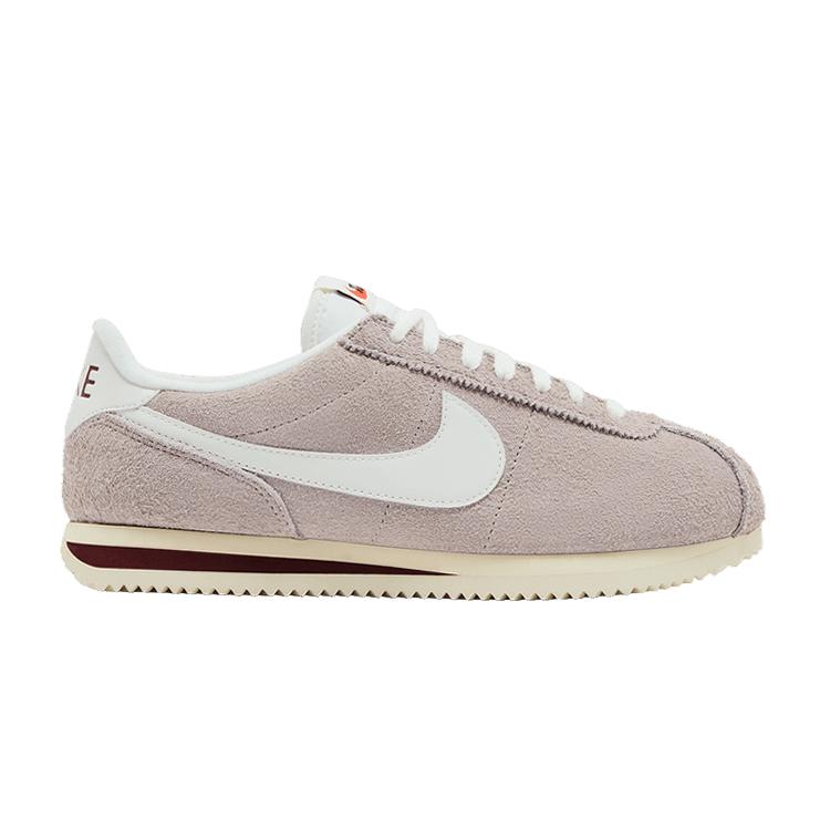 

Nike Cortez SE Замша Коледж Сірий Темно-командний червоний Кокосове молоко Вітрило 42
