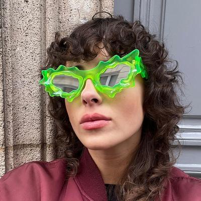 Lunettes de soleil Niche Ice Nervurées Exagérées Avant-gardistes Fille Épicée Transparentes Cristal Clair Couleur Gelée Lunettes de soleil Instagram
