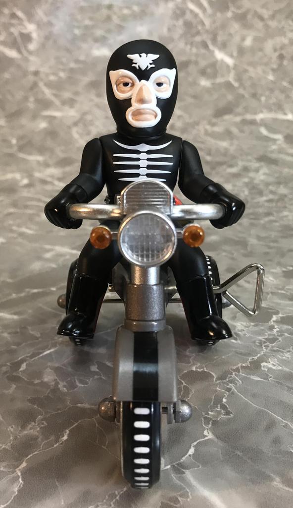 Art Storm EX Tricycle Shocker Bone Combatant Type B Wind-up Tricycle Figure