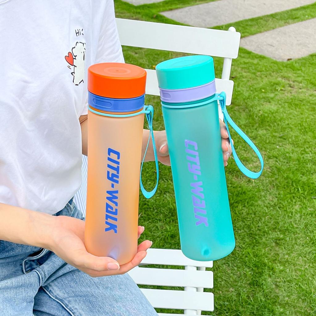 Water bottle sports water cup outdoor large capacity frosted plastic advertising gift cup portable rope tea leak cup