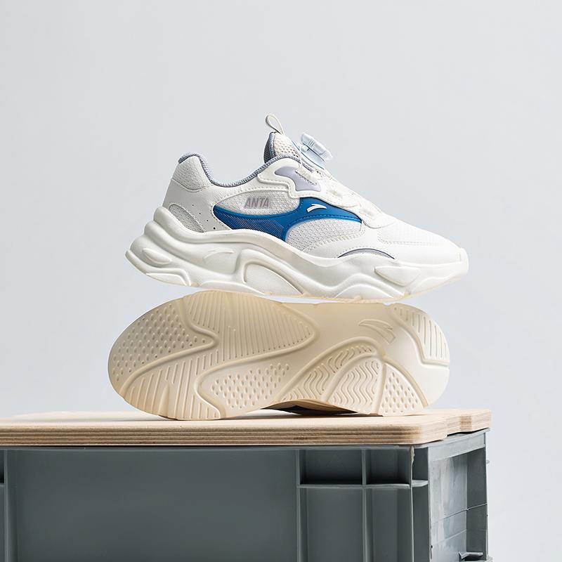 Anta Fashionable Versatile Simple Shock Absorbing Wear Resistant Low Top Kids Running Shoes Kids Sneaker White Blue A312418801-1