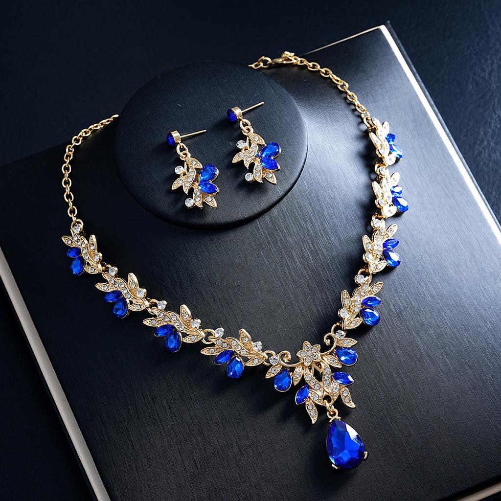 European and American Fashion Light Luxury Necklace Earrings Two-piece Set Bridal Wedding Accessories Dress Set Female 2026