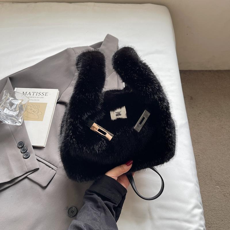 New fashionable plush women's bag cute casual solid color bag student small bag women's messenger daily bag