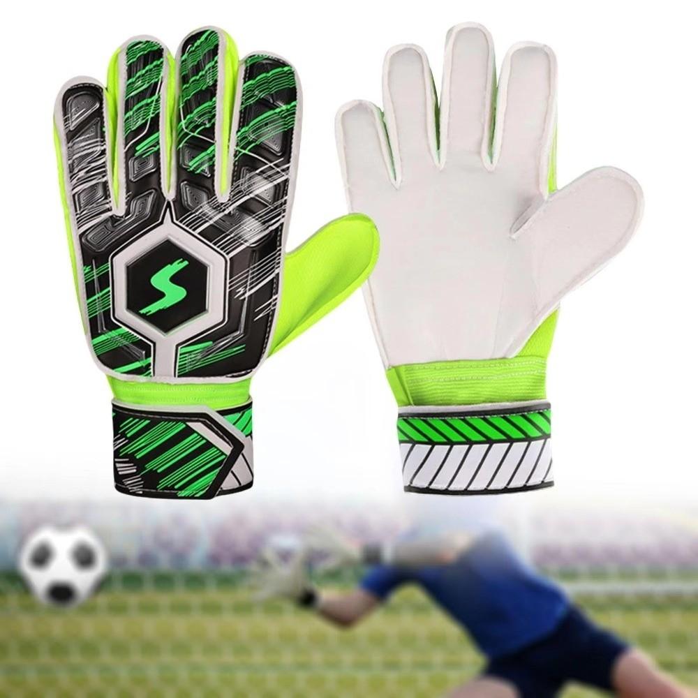 Breathable Football Goalkeeper Gloves Strong Grips Kids Goalkeeper Gloves  Sports Training