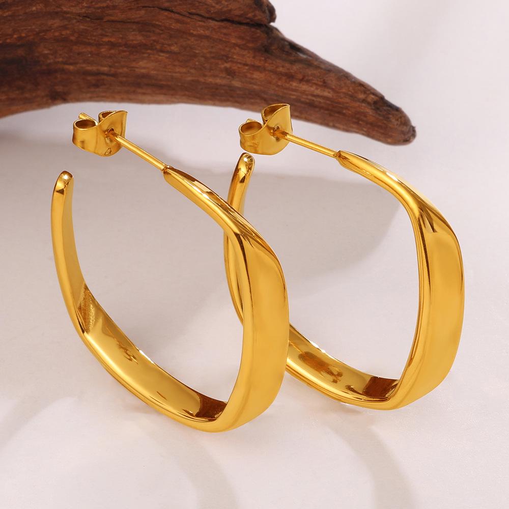 Luxury Irregular Twisted Gold Hoop Earrings for Women - Elegant and Versatile Design