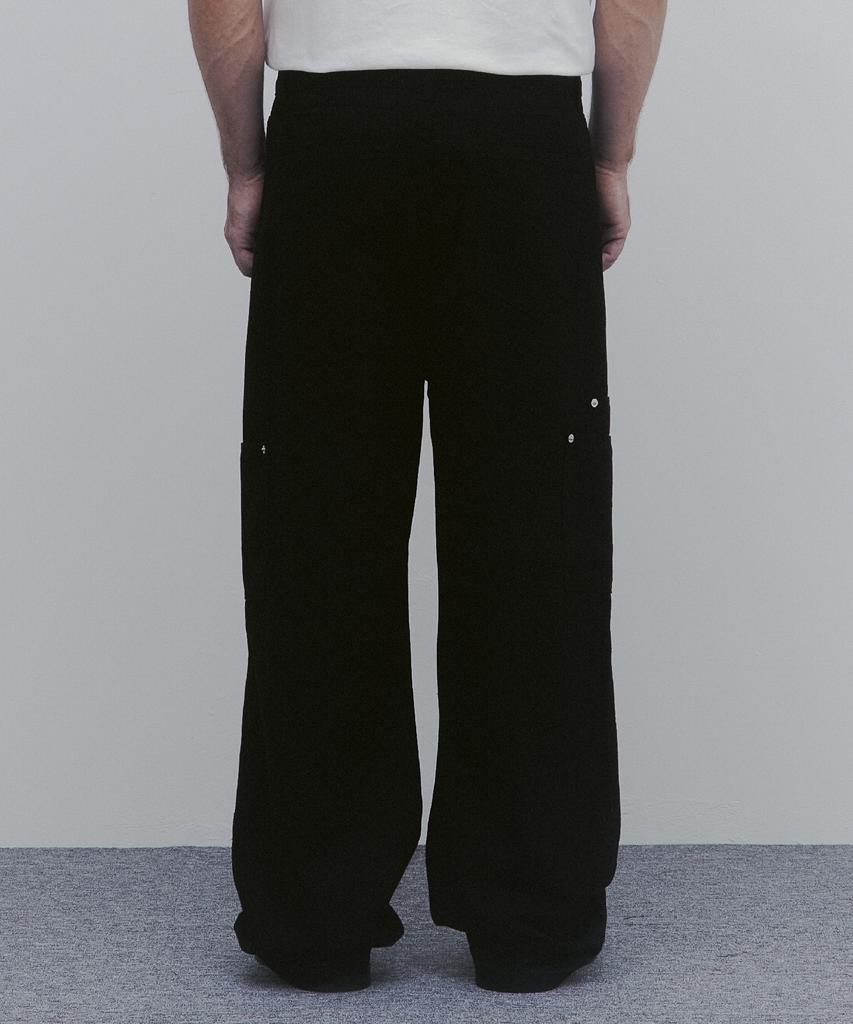 ANDAGAIN Cotton Wide Patch Pocket Pants (Black