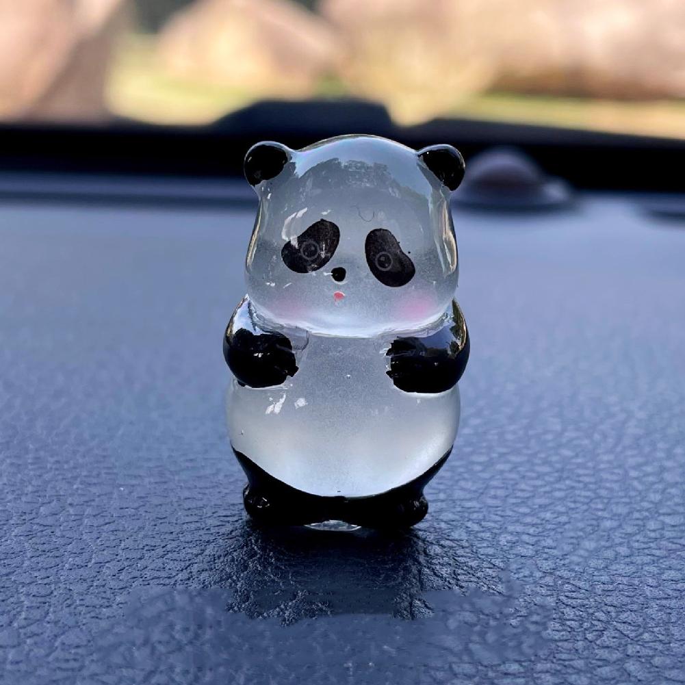 Διακόσμηση Καθρέφτη Αυτοκινήτου Κεντρική Κονσόλα Μικρή Φωτεινή Κούκλα Πάντα Ρητινένιο Στολίδι Αξεσουάρ Εσωτερικού Αυτοκινήτου