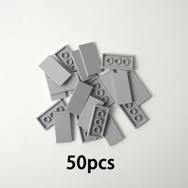 50-100Pcs Flat Tile 2x2 2x4 DIY Enlighten Plastic Smooth Building Block BricksCompatible All Brands Assembles Particles