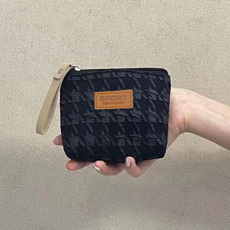 Damen Mehrzweckbeutel: Kopfhörer, Münze, Schlüssel, Lippenstift, Maske & Kabelaufbewahrung