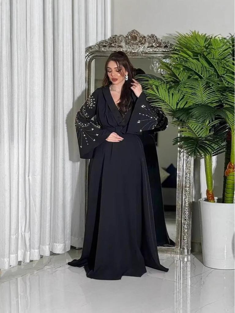 2024 Herbst Strassgürtelkleid Robe für Frauen aus dem Nahen Osten