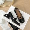 2024 New French Retro Patent Leather Light Mouth Mary Jane Women's Shoes Pearl Round Head Thick Heel with Black Single Shoes