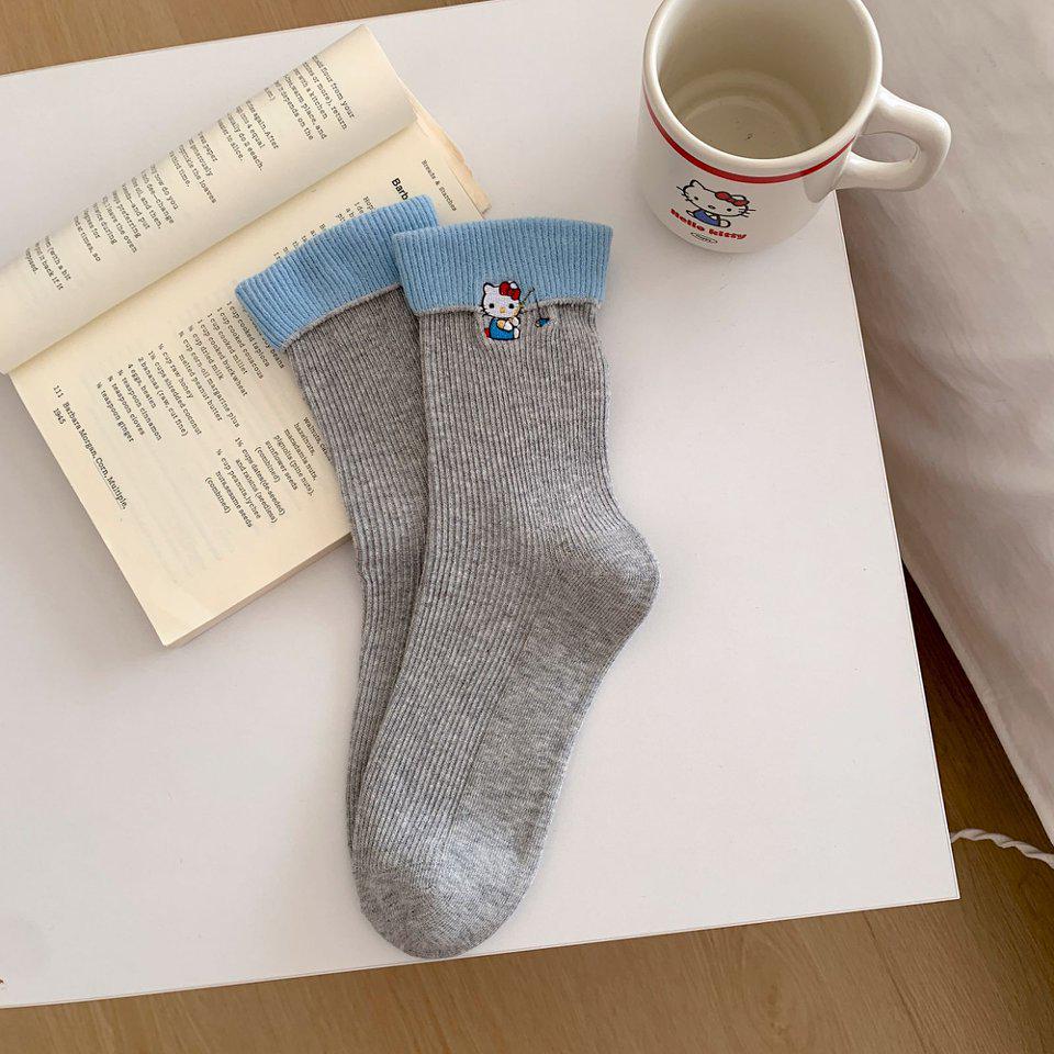 Korean Trendy Double Needle Mid-Calf Socks with Foldable Ribbed Cuff & Cute Cartoon Cat Embroidery