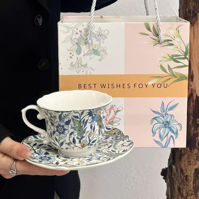 

OLOEY Retro Floral Ceramic Mug Set