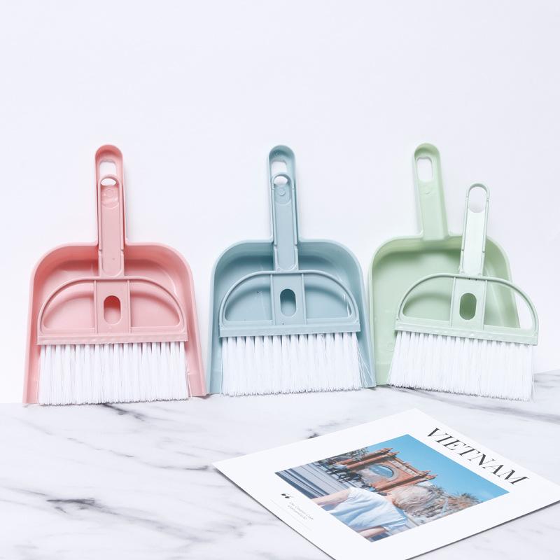 Pet dustpan small broom set, special pet toilet, convenient pet cleaning utensils